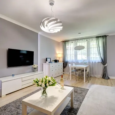Lägenhet Karlikowska By Renters